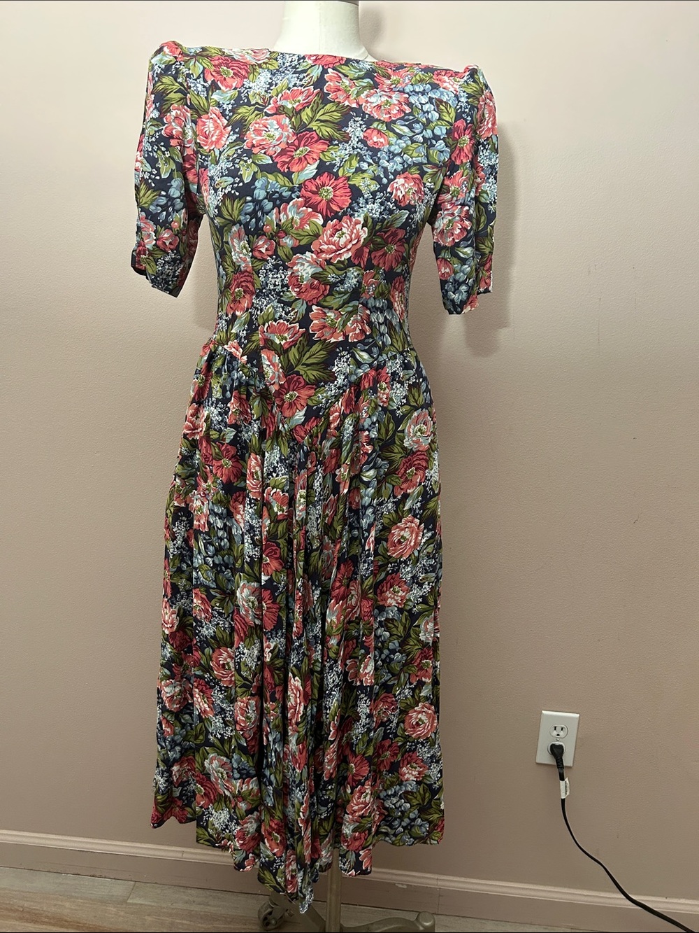 Floral Midi Dress with Puff Sleeves - Pink & Blue